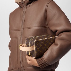 MB 루이비통 로커 DOPP KIT 락커 돕 키트 M83113