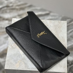 생로랑 LE 봉투형 클러치 769307 29.5×18×4.5cm