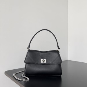 발렌시아가 로데오 나노 체인백 8194292ABKX1000 L16 x H9.9 x W4.5cm